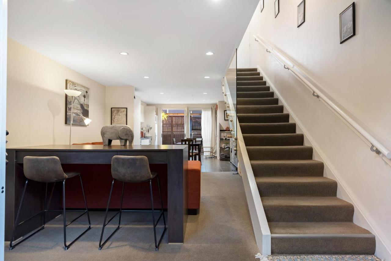 Central Wanaka Villa Bagian luar foto